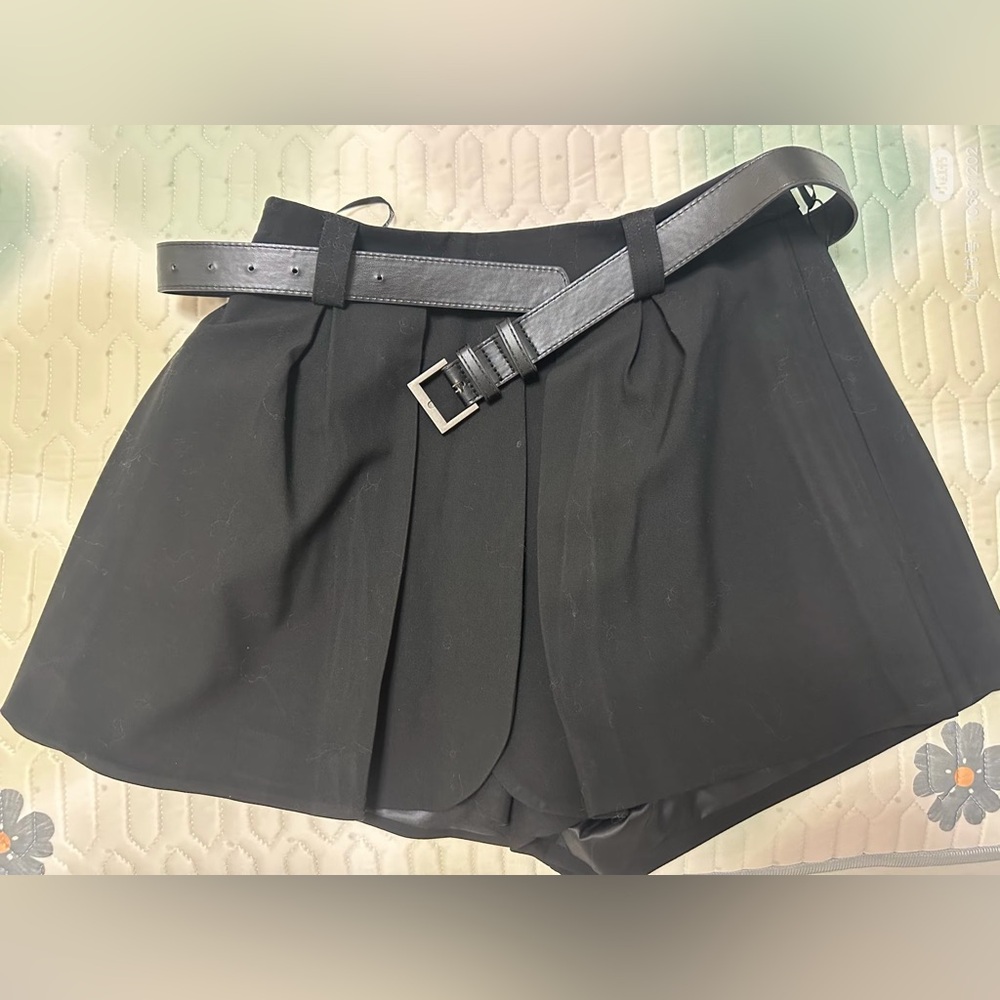 Black Women's Shorts with Belt